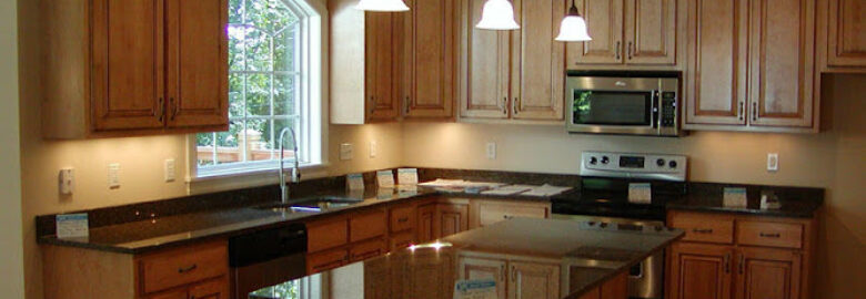 E&M Plumbing Co, Inc